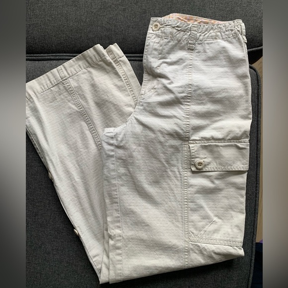 Cargo pants with floral lining! These gorgeous light weight pants are great - Picture 2 of 2